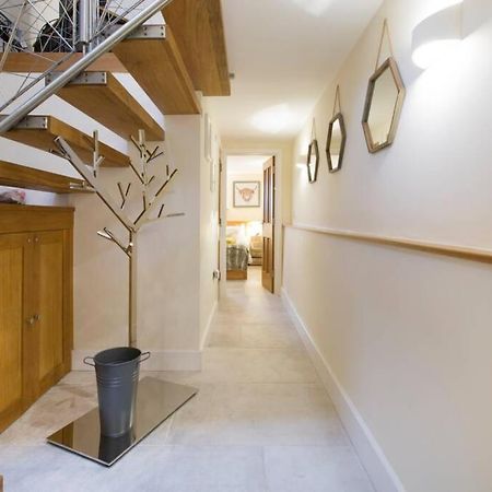 New Loos Cottage, Old School Court Stow-on-the-Wold ภายนอก รูปภาพ