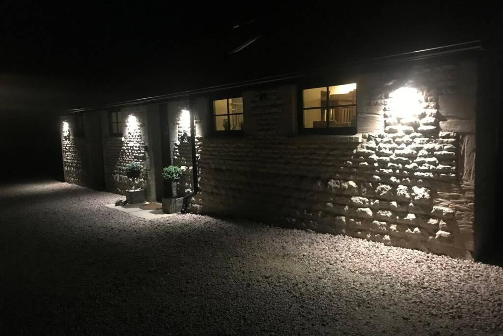 New Loos Cottage, Old School Court Stow-on-the-Wold ภายนอก รูปภาพ